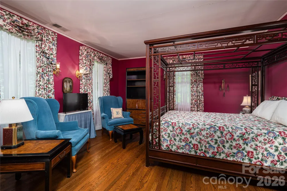 805 S Aspen Street Lincolnton, NC 28092