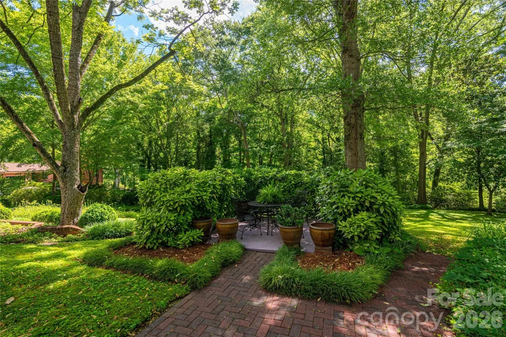 805 S Aspen Street Lincolnton, NC 28092