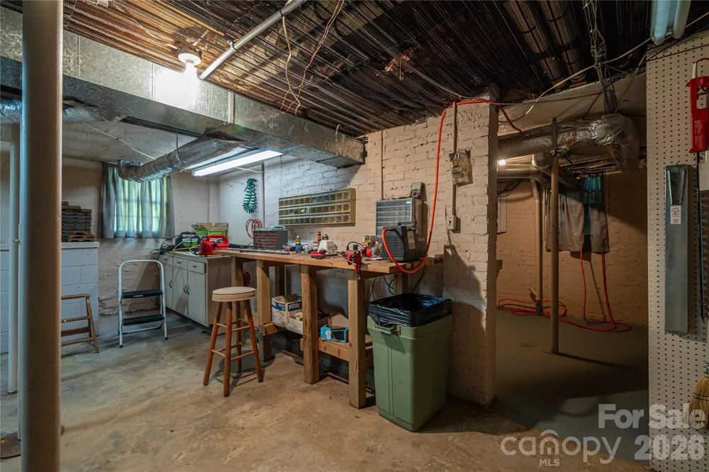 805 S Aspen Street Lincolnton, NC 28092