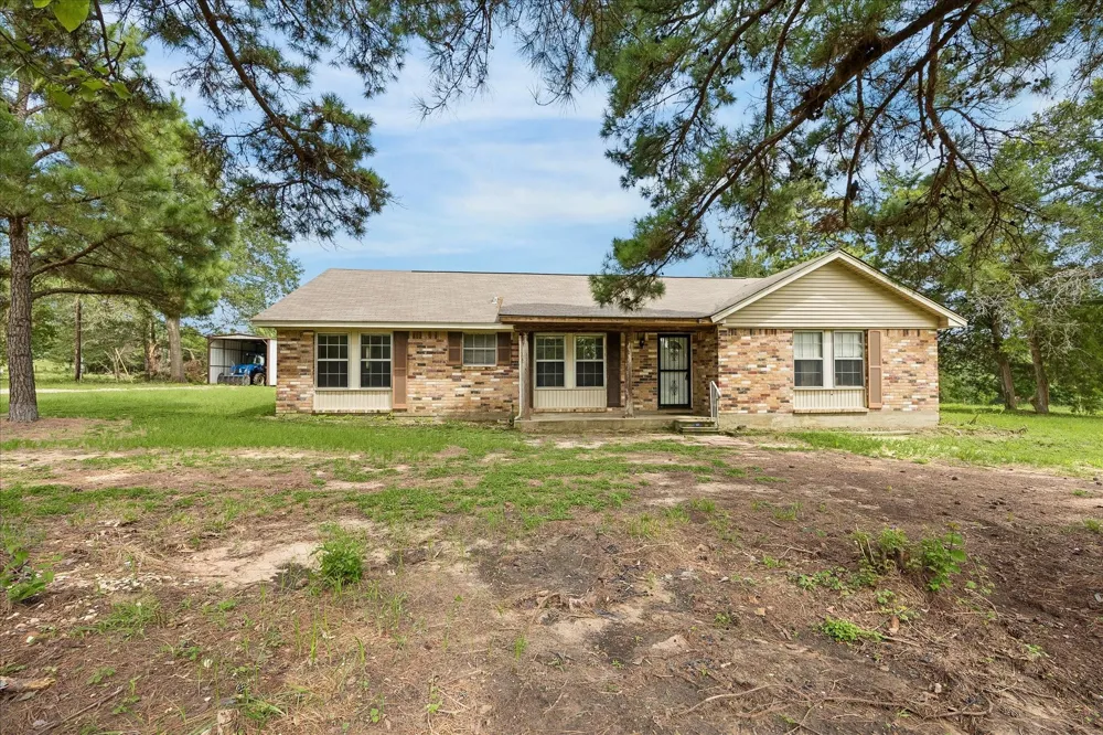 10032 Highway 105 Brenham, TX 77833