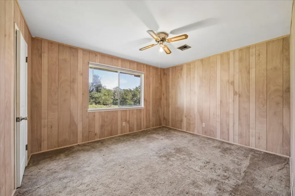 10032 Highway 105 Brenham, TX 77833