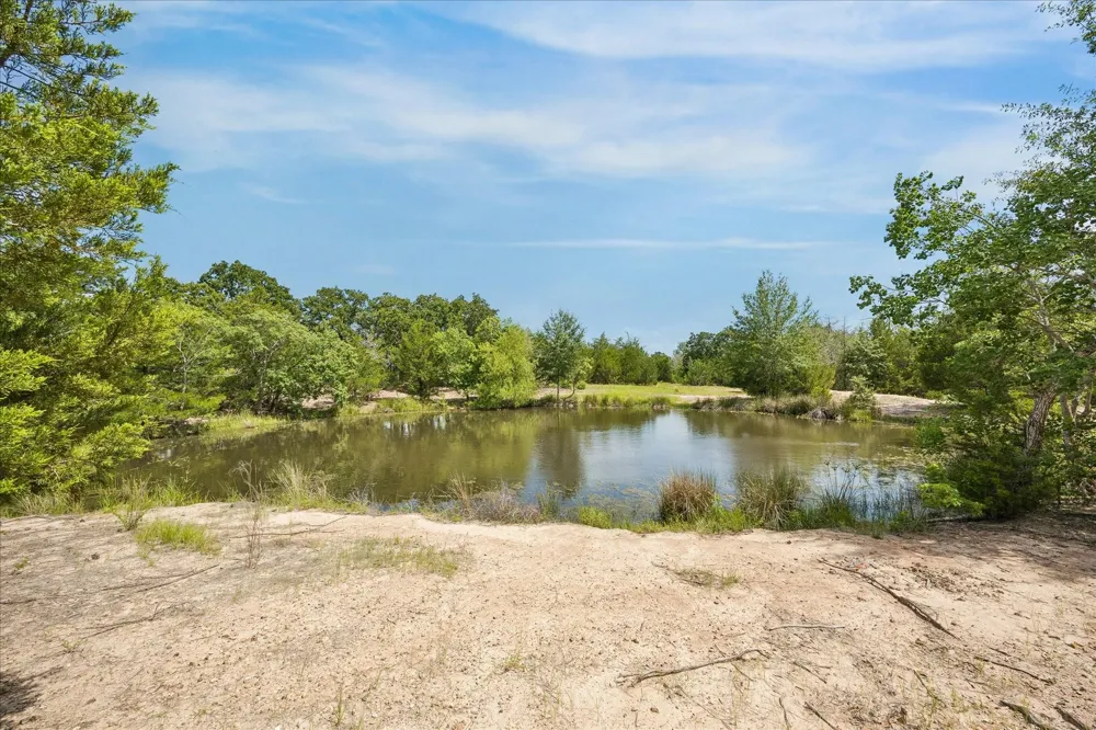 10032 Highway 105 Brenham, TX 77833