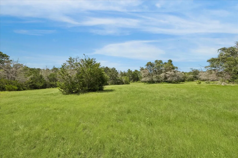 10032 Highway 105 Brenham, TX 77833