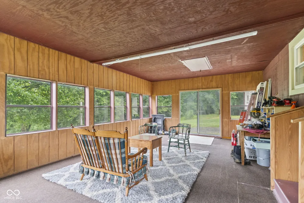 4907 E Lovers Lane Lexington, IN 47138