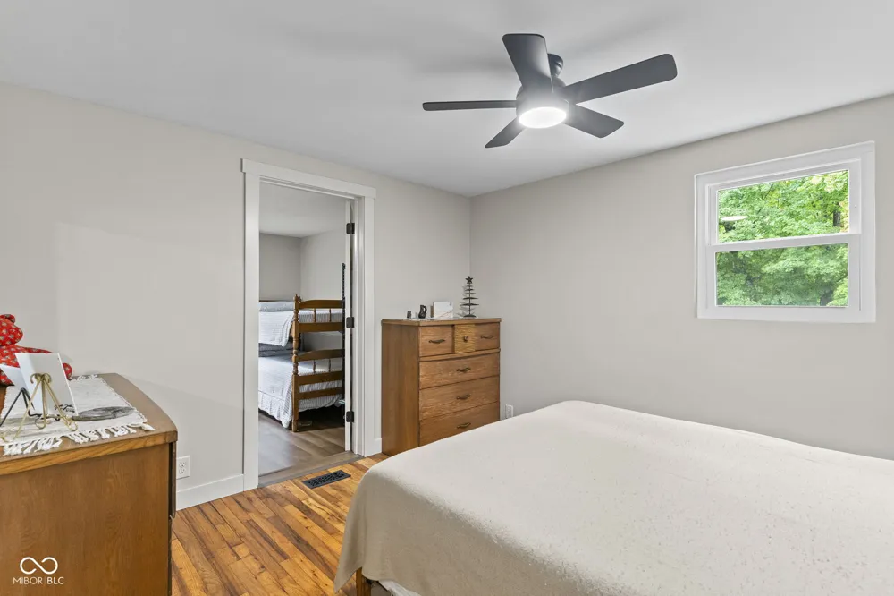 4907 E Lovers Lane Lexington, IN 47138