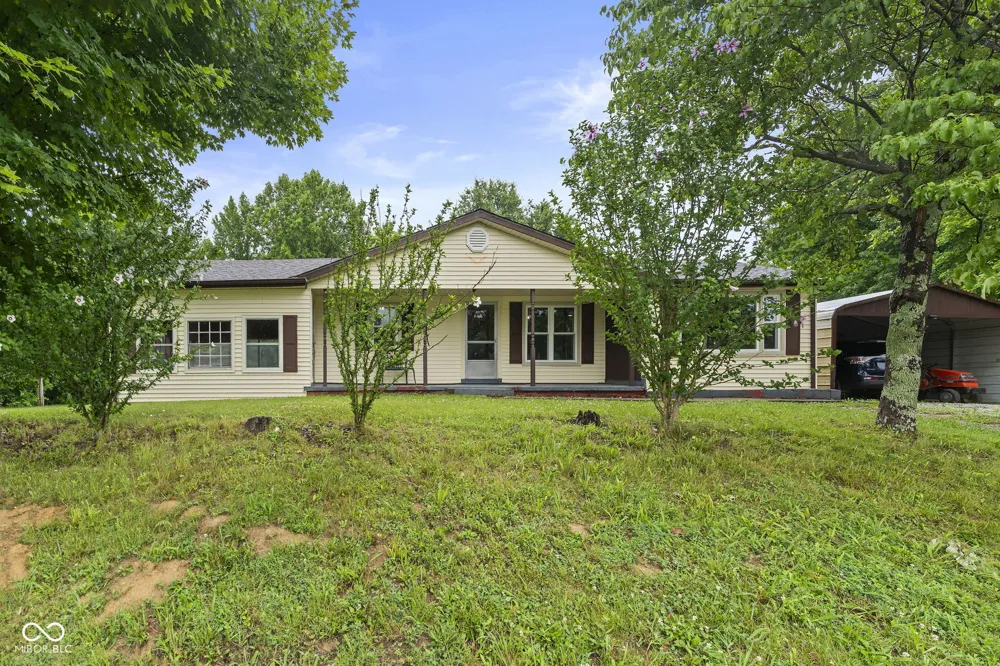 4907 E Lovers Lane Lexington, IN 47138