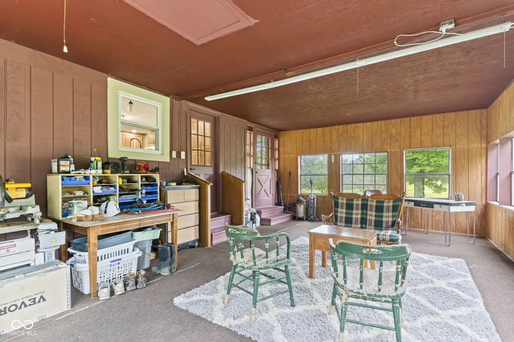 4907 E Lovers Lane Lexington, IN 47138