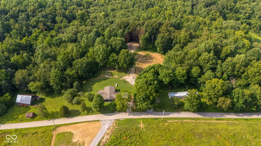4907 E Lovers Lane Lexington, IN 47138