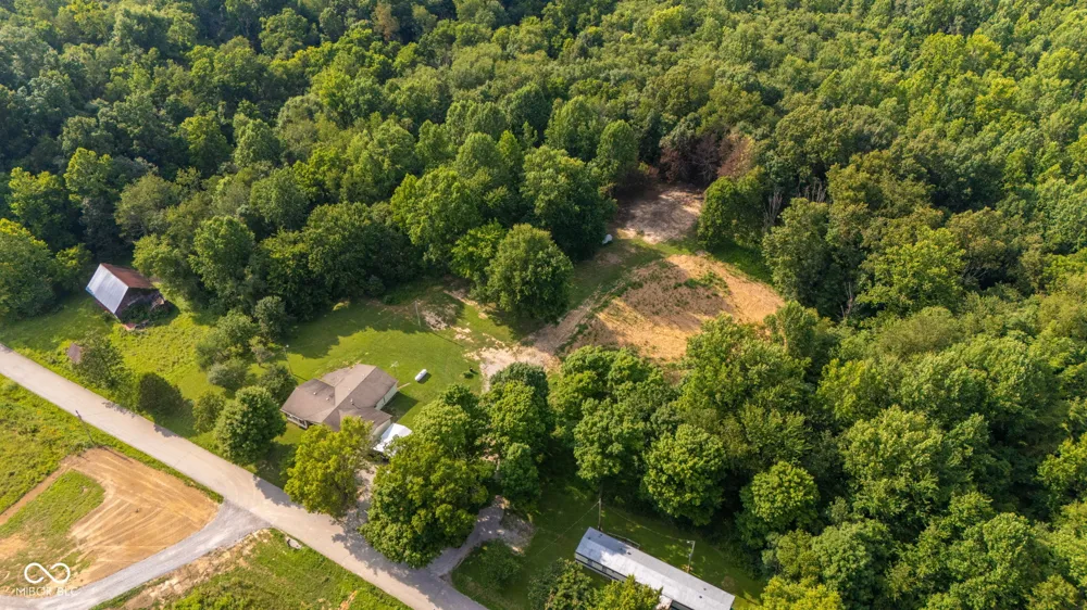 4907 E Lovers Lane Lexington, IN 47138