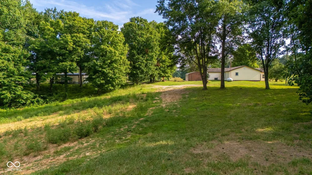4907 E Lovers Lane Lexington, IN 47138