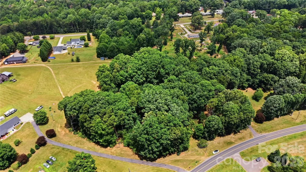 2 Ac Lewis Ferry Road Statesville, NC 28677
