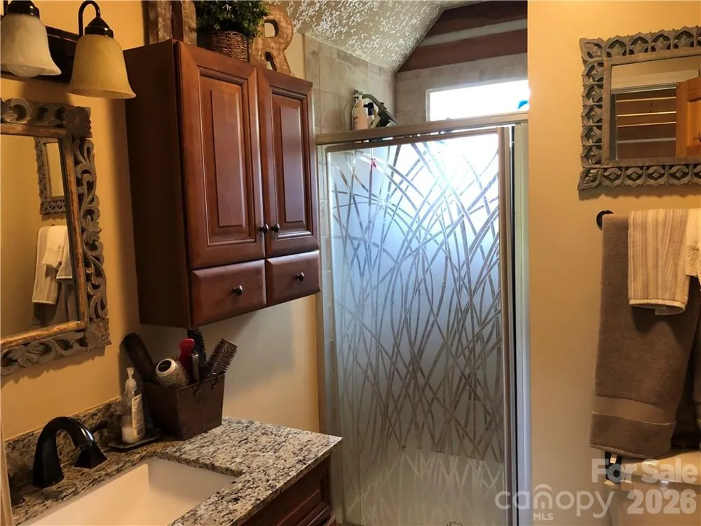836 Burney Mountain Road Fletcher, NC 28732