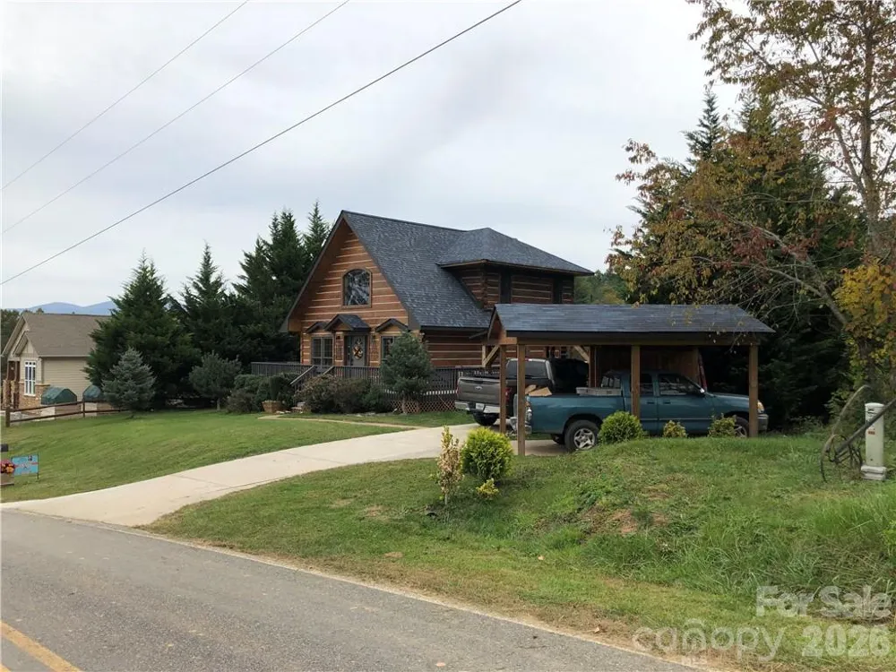 836 Burney Mountain Road Fletcher, NC 28732