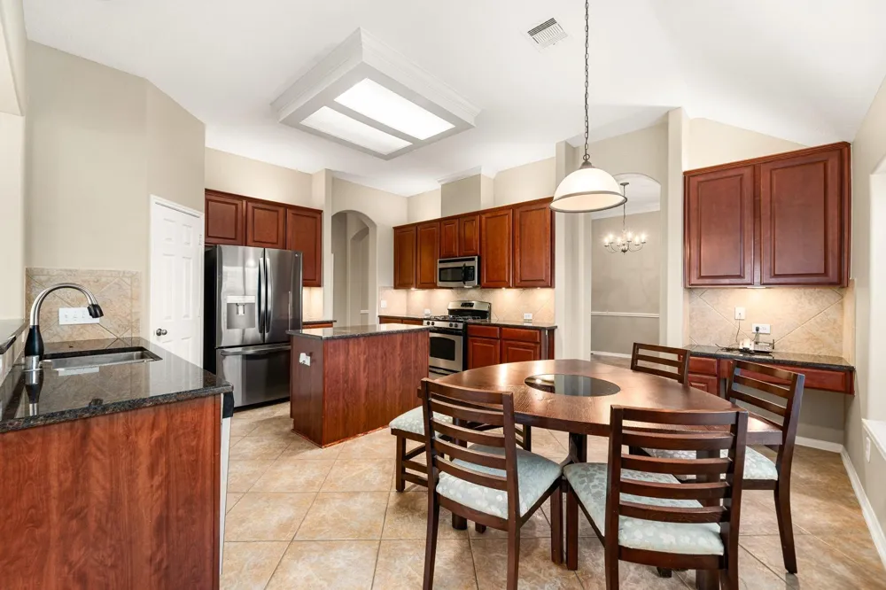 321 Holly Branch Lane Kemah, TX 77565