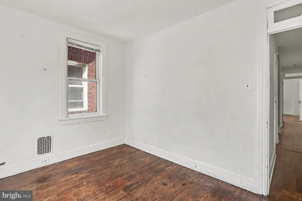 157 ROYAL TERRACE Harrisburg, PA 17103