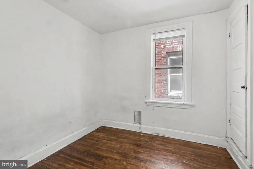 157 ROYAL TERRACE Harrisburg, PA 17103