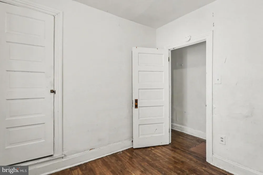 157 ROYAL TERRACE Harrisburg, PA 17103