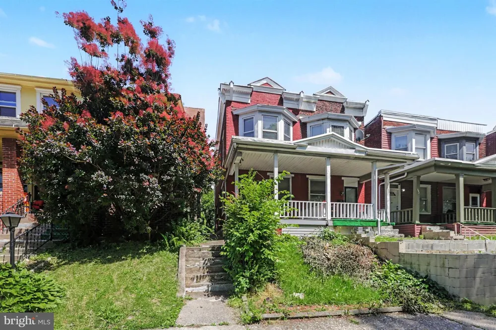 157 ROYAL TERRACE Harrisburg, PA 17103