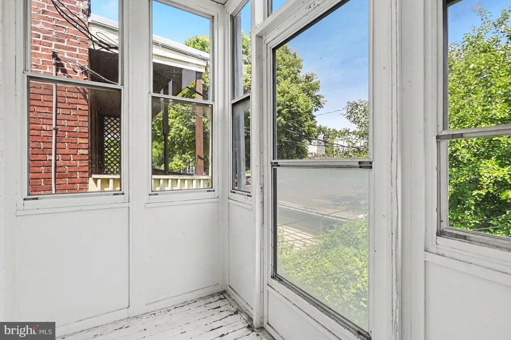 157 ROYAL TERRACE Harrisburg, PA 17103