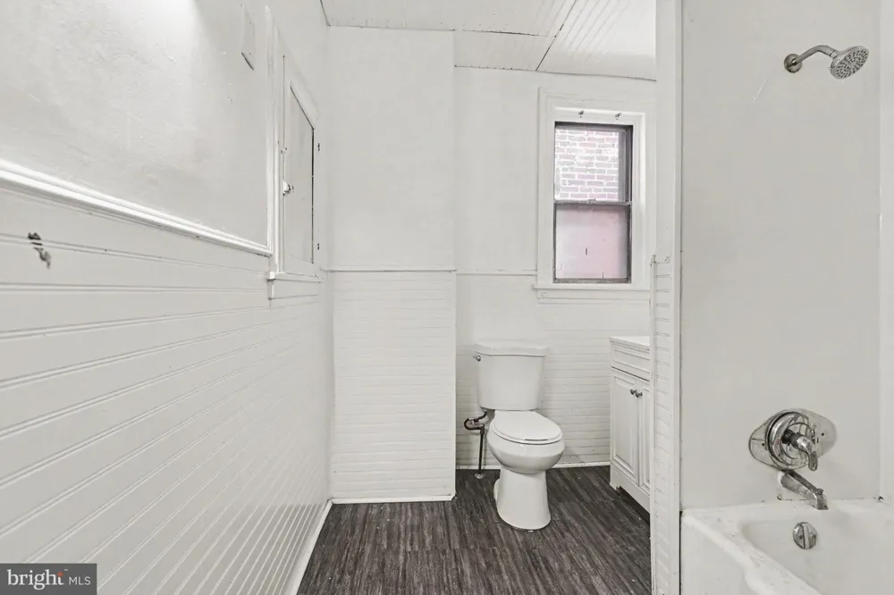 157 ROYAL TERRACE Harrisburg, PA 17103