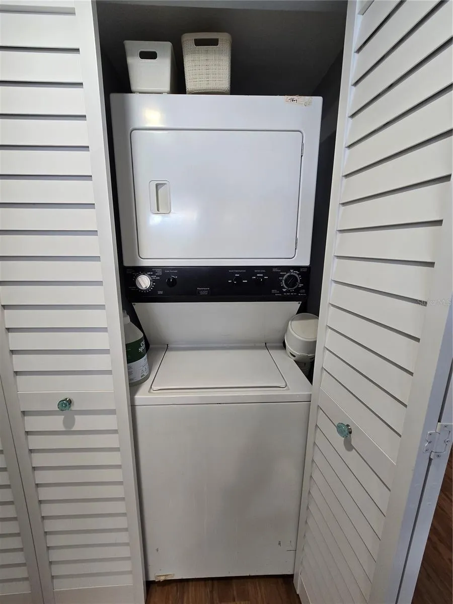 7600 SUN ISLAND DRIVE S #306 South Pasadena, FL 33707