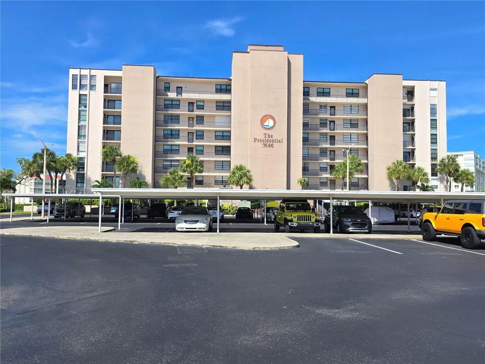 7600 SUN ISLAND DRIVE S #306 South Pasadena, FL 33707