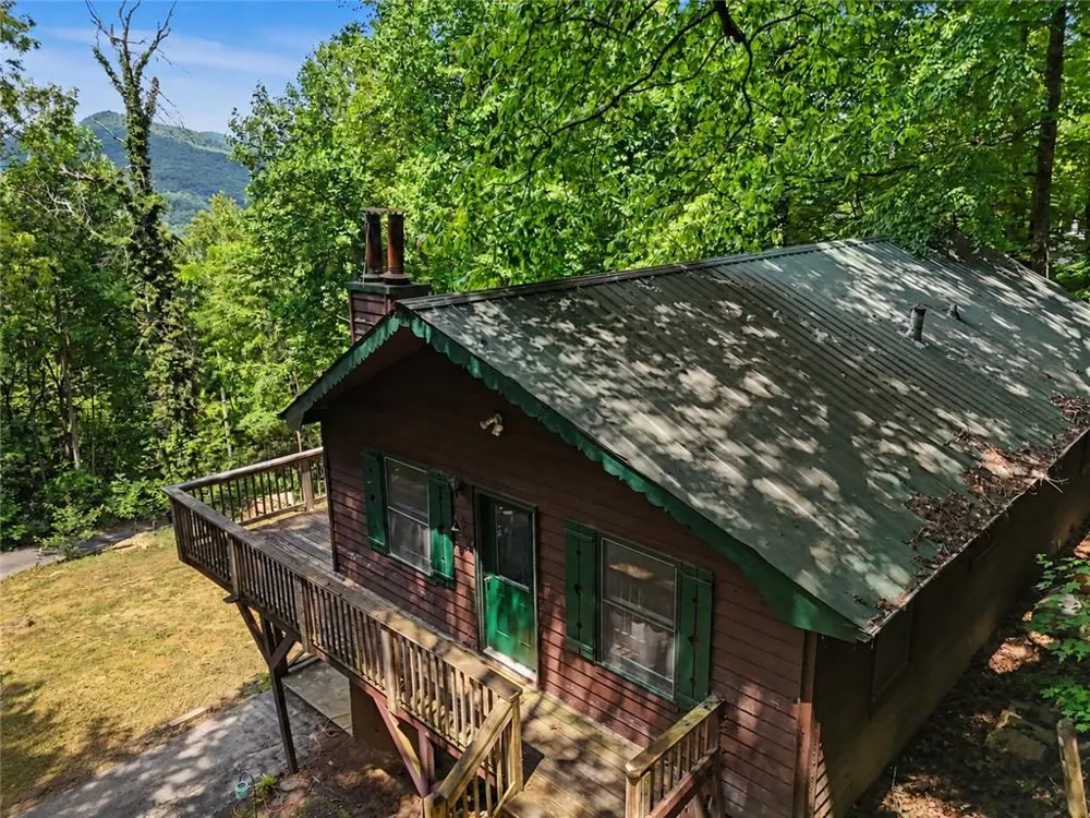 574 Bachelors Button Drive Clayton, GA 30525