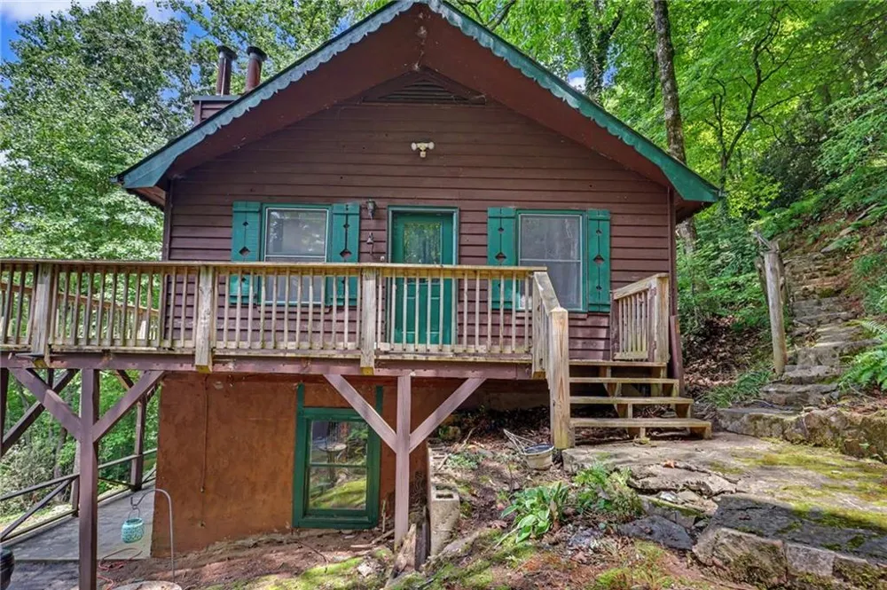 574 Bachelors Button Drive Clayton, GA 30525