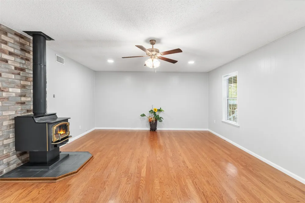 109 King Lyle Road Scroggins, TX 75480