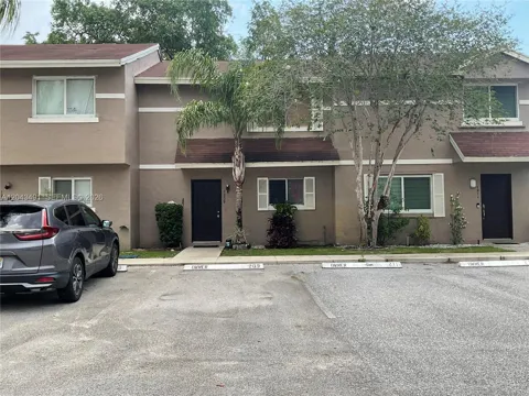 1209 Sussex Dr