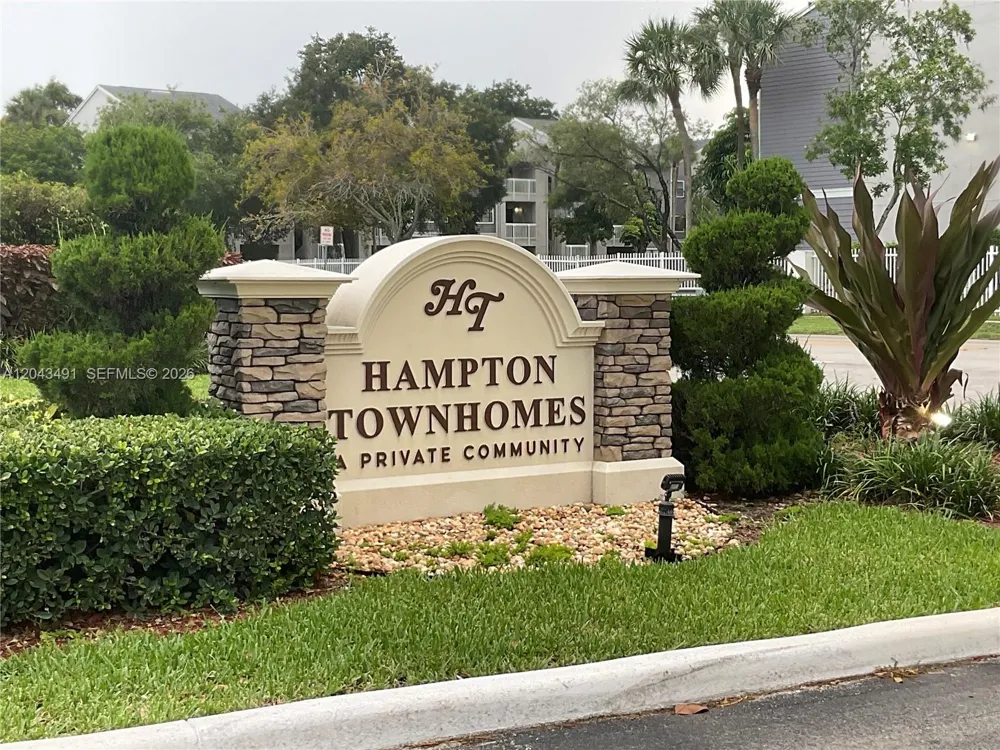 1209 Sussex Dr North Lauderdale, FL 33068