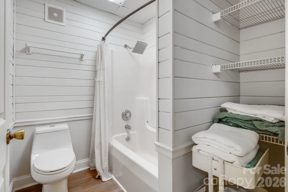 950 Main Street #5 Chimney Rock, NC 28720