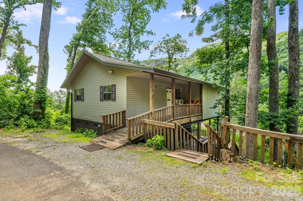 950 Main Street #5 Chimney Rock, NC 28720