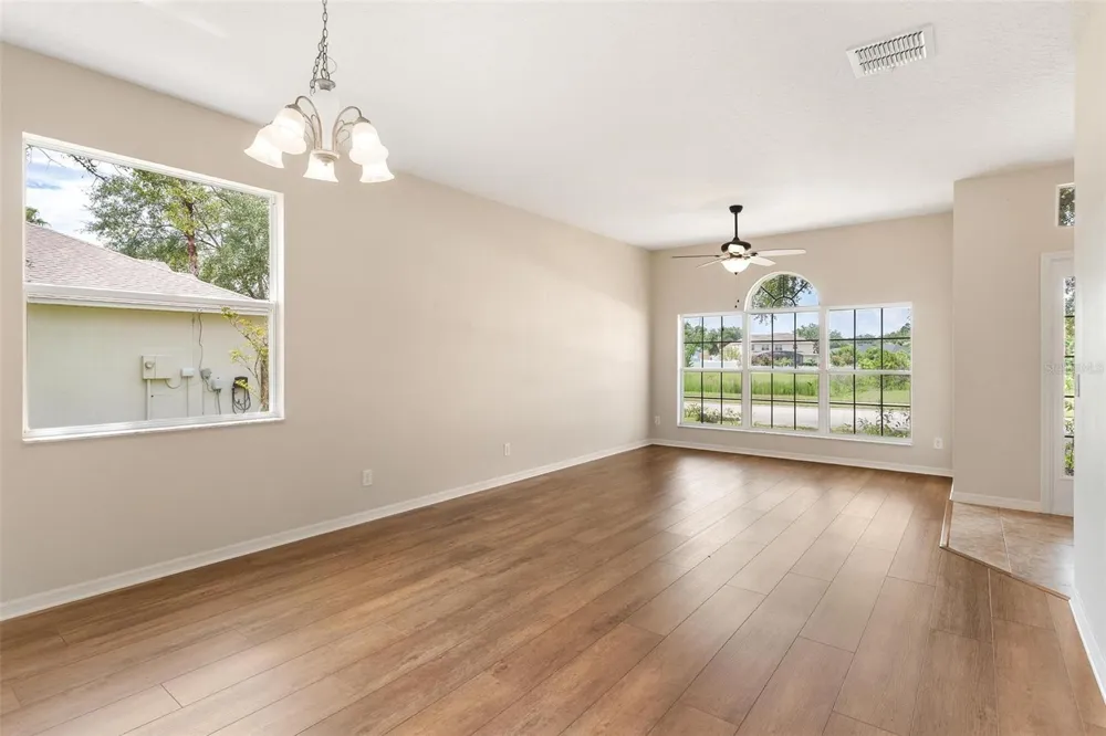 3360 CREEK RUN LANE Eustis, FL 32736