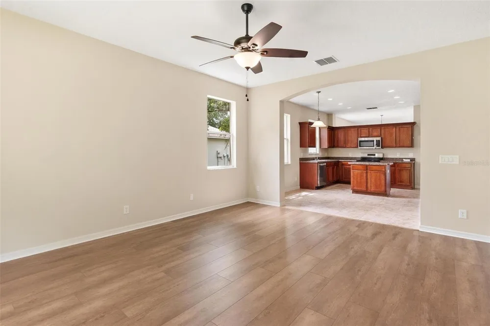 3360 CREEK RUN LANE Eustis, FL 32736