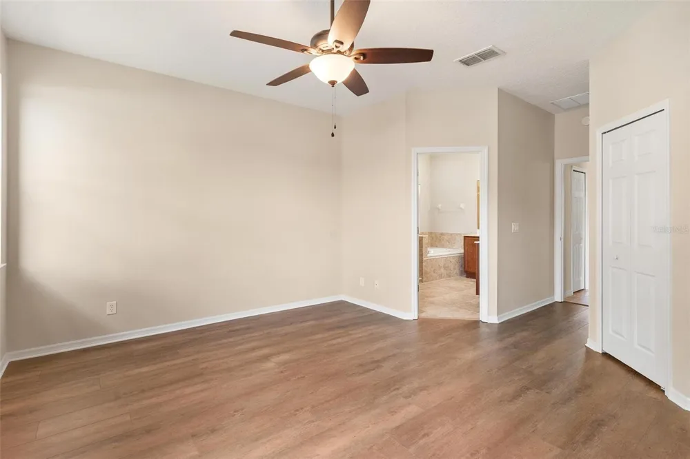 3360 CREEK RUN LANE Eustis, FL 32736