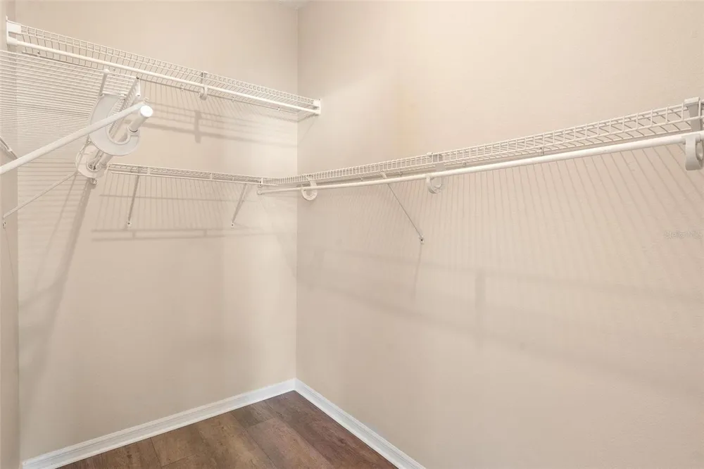 3360 CREEK RUN LANE Eustis, FL 32736