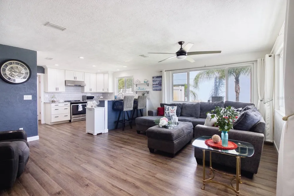 5242 RIVERSIDE DRIVE Port Orange, FL 32127