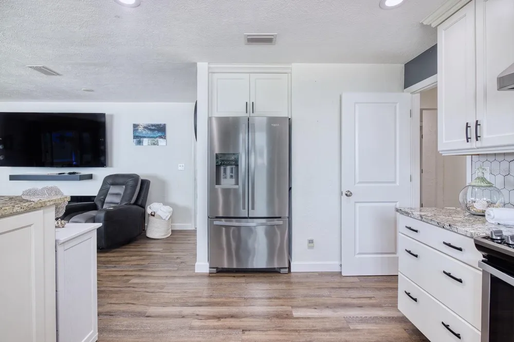 5242 RIVERSIDE DRIVE Port Orange, FL 32127