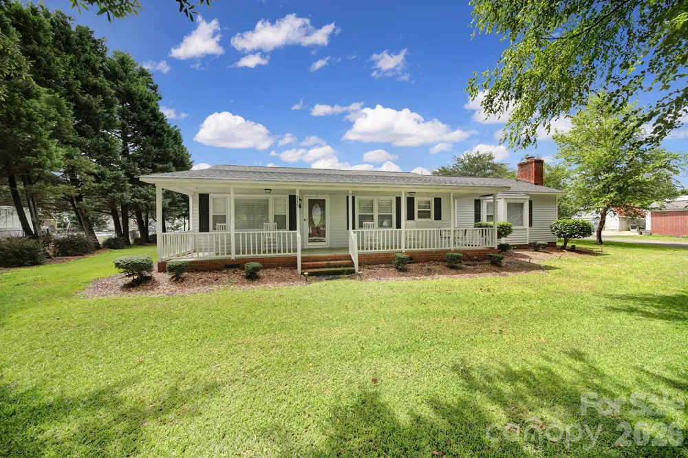 215 W Stevens Street Kershaw, SC 29067