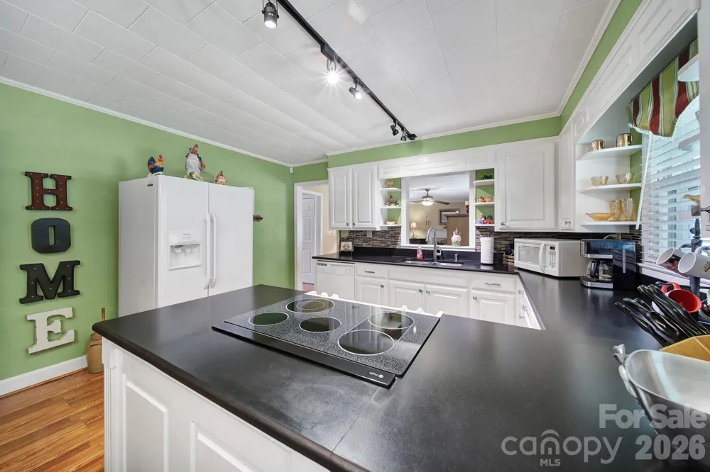 215 W Stevens Street Kershaw, SC 29067