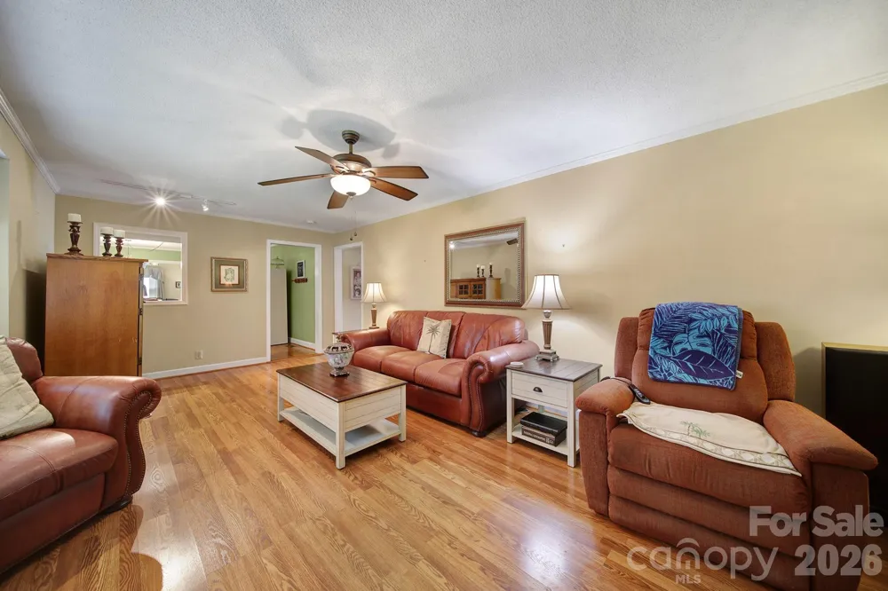 215 W Stevens Street Kershaw, SC 29067