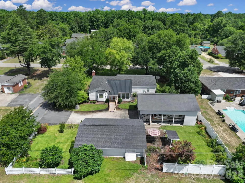215 W Stevens Street Kershaw, SC 29067