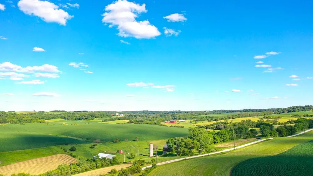 20860 Grosbeak Road Lanesboro, MN 55949