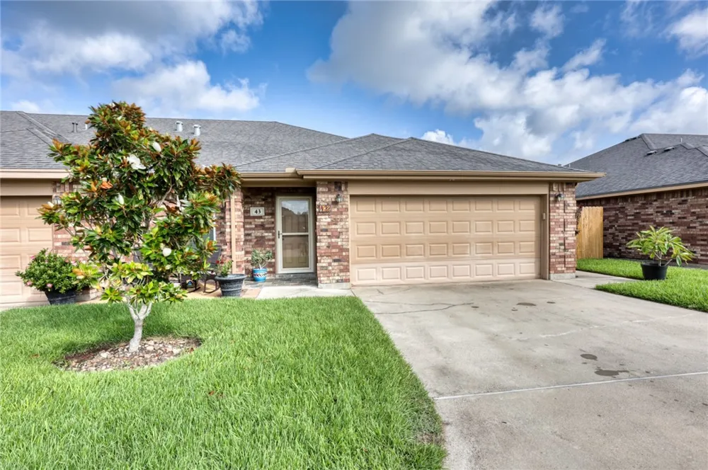 4750 Grand Junction Drive #43 Corpus Christi, TX 78413
