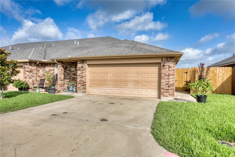 4750 Grand Junction Drive #43 Corpus Christi, TX 78413