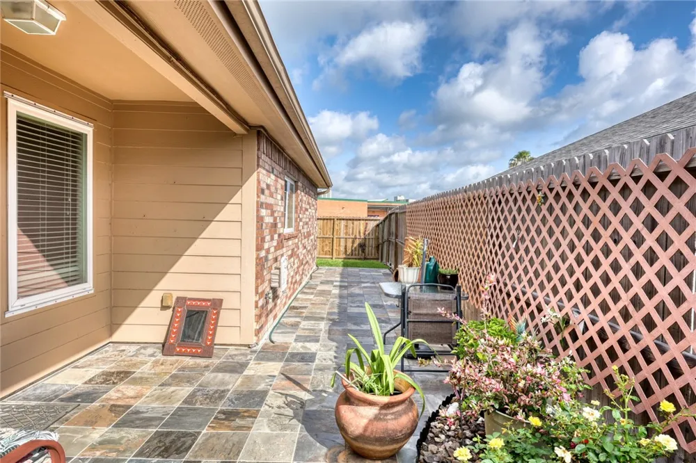 4750 Grand Junction Drive #43 Corpus Christi, TX 78413