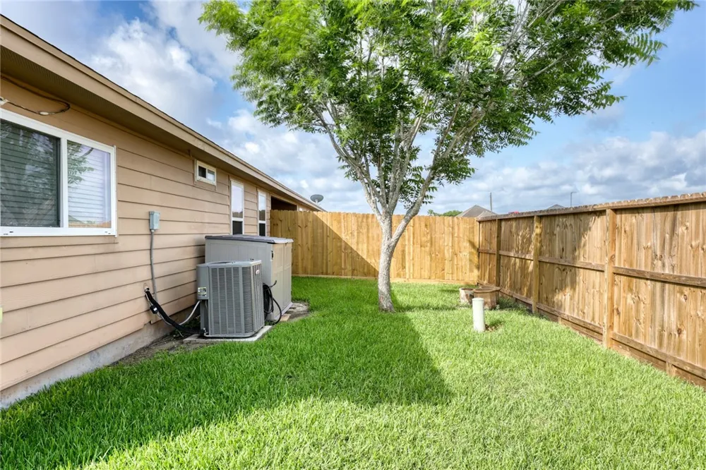 4750 Grand Junction Drive #43 Corpus Christi, TX 78413