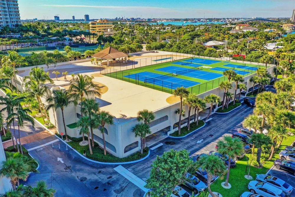 3000 Ocean Avenue Riviera Beach, FL 33404