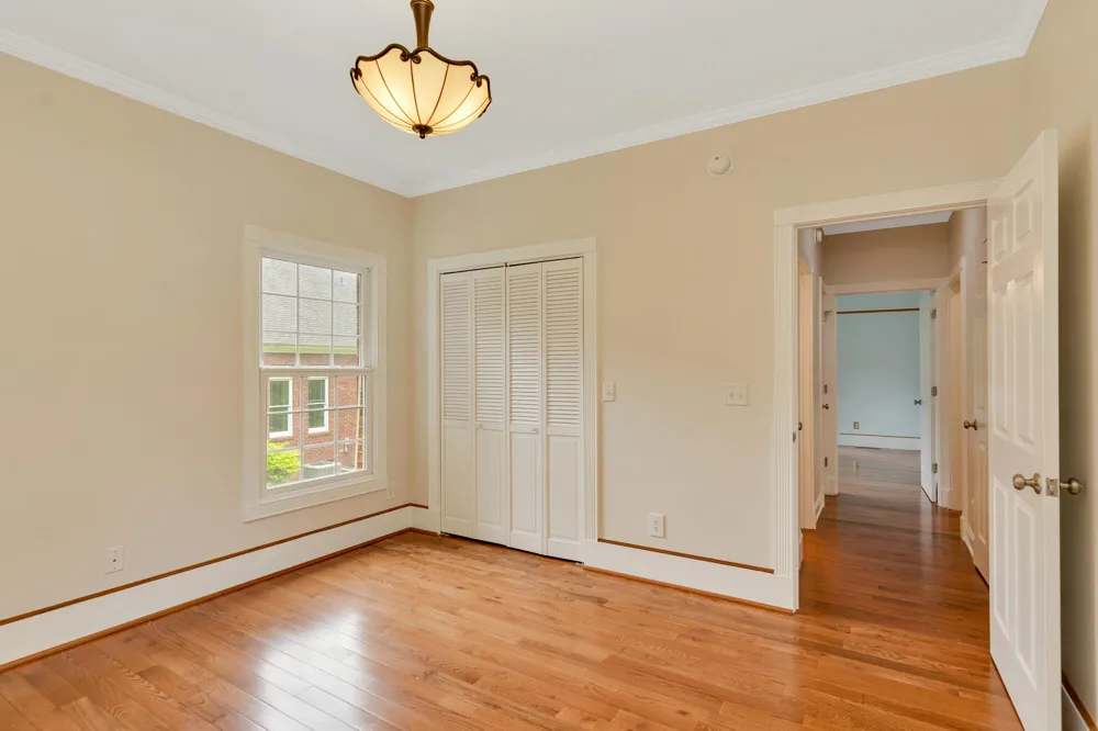 9237 Leaf Brook Lane Apison, TN 37302